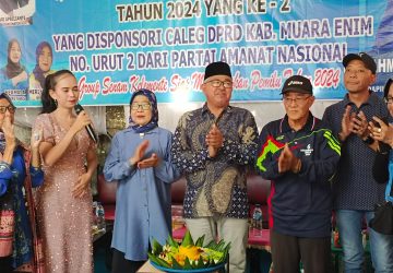 Juana Artis Liga Dangdut Bersama Khozi Holidun Menghibur Grup Senam Kelemente Muara Enim