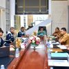 Pj Bupati Kampar Pimpin Rapat Persetujuan dan Pembahasan RKA PDAM Tahun 2024