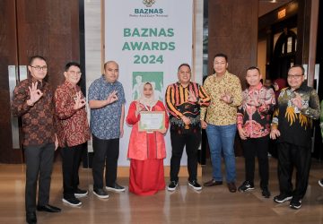 Bupati Bengkalis Raih Penghargaan Baznas Award sebagai Kepala Daerah Pendukung Pengelolaan Zakat Terbaik