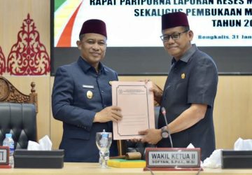 Bupati Ikuti Rapat Paripurna Laporan Reses Masa Sidang II Tahun 2023 Sekaligus Pembukaan Masa Sidang I Tahun 2024