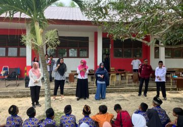 Forum Anak Kabupaten Bengkalis Salurkan Bantuan Pasca Banjir