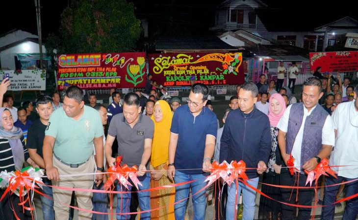 Pj. Bupati Kampar Resmikan Grand Opening Kedai Kopi Tiga Pilar Kodim 0313/KPR