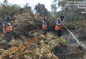 Tim Gabungan Berhasil Padamkan Titik Api di Desa Senggoro