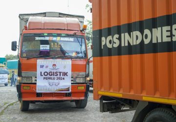 KPU Siak Distribusikan Logistik Pemilu 2024 di Kabupaten Siak