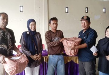 Kades Karang Raja Apresiasi Petugas KPPS Dan Panwas Desa