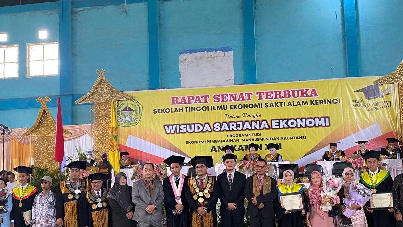STIE-SAK Gelar Wisuda ke-XXI Tahun 2024, Luluskan 370 Sarjana
