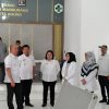 Pemkab Tanggamus Melalui Dinas Kesehatan Bagikan Kaca Mata Gratis