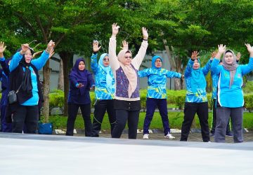 Jaga Kebugaran Tubuh, Pj TP PKK Muba Senam Sehat Bersama Puluhan Lansia