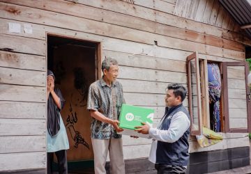 Tokopedia dan IZI Riau Salurkan 100 Paket Ramadhan ke Desa-desa di Kecamatan Rangsang Pesisir, Kepulauan Meranti