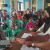 Kades Tanjung Jaya Menyerahkan Bantuan BLT-DD Langsung Kepada Penerima Manfaat