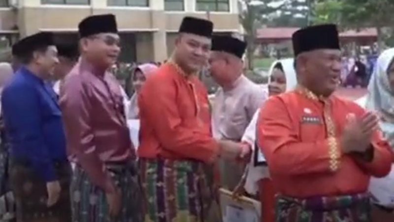 Ketua DPRD Kampar M Faisal Hadiri Upacara  HUT Kampar ke-74 Tahun 2024