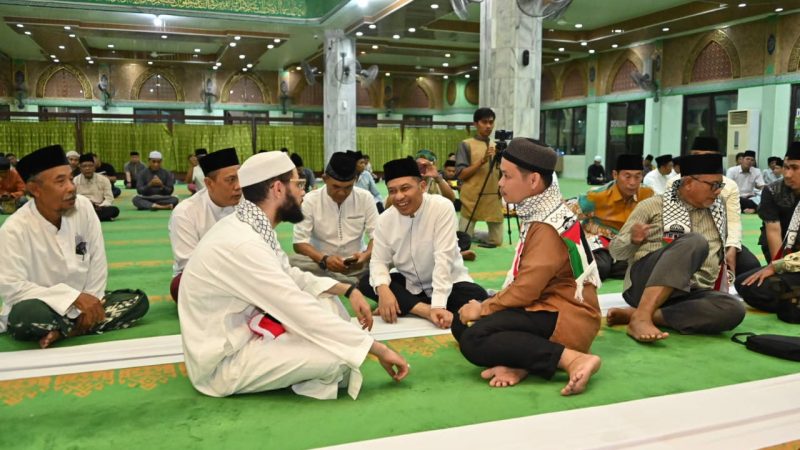 Apresiasi Program Dakwah Membasuh Luka, Wabup Bagus Ajak Masyarakat Terus Perjuangkan Palestina