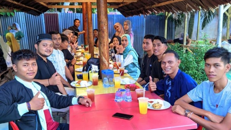 Mempererat Silaturahmi Guru Bersama Ikatan Alumni SMKN 1 Bengkalis Gelar Buber