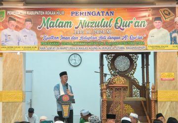 Pemkab Rohil Menghadirkan Ustaz Ucay dalam Peringatan Nuzulul Qur’an di Masjid Al Ikhlas Bagansiapiapi