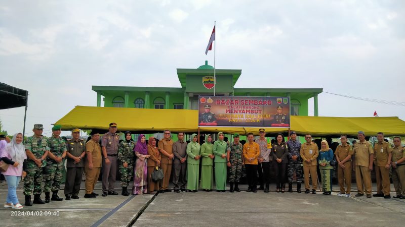 Bupati Rohil Hadiri Acara Pembukaan Bazar Sembako Kodim 0321 Dalam Rangka Menyambut Idul Fitri 1445