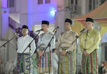 Bupati Rohil Bersama Forkompinda&nbsp; Lepas Peserta Pawai Takbir Idul Fitri 1445 H