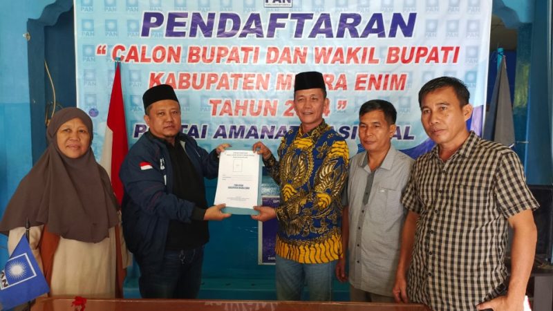 Bukti Keseriusan Ersangkut Ambil Formulir Balon Bupati Muara Enim di Partai PAN