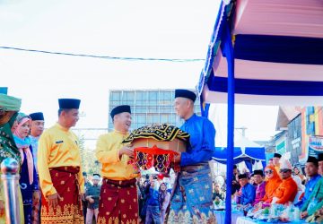 Pawai Ta’aruf dan Bazar MTQ ke-42 Tingkat Prov. Riau, Kampar Siap Makin Melaju Jadi Juara