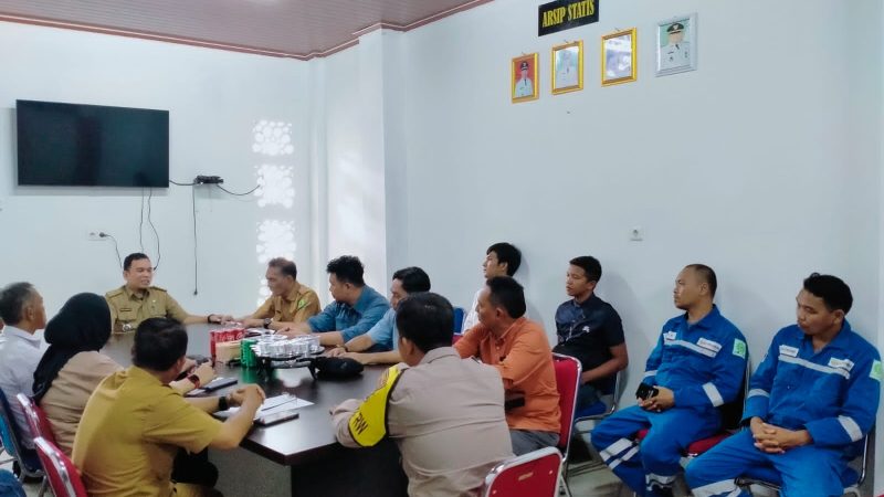 Jalankan Instruksi Pj Bupati Apriyadi, Perusahaan di Jirak Jaya Gerak Cepat Perbaiki Jalan Rusak