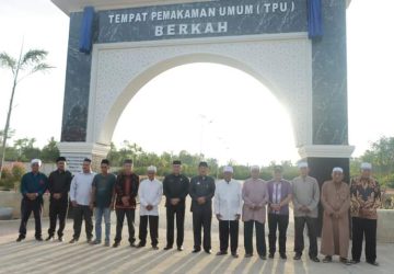 Bupati Tanjabbar&nbsp; Meresmikan TPU Berkah di Kec Tungkal Ilir