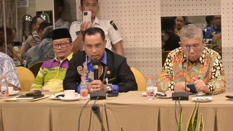 Sekda Rohil Hadiri Giat FGD Forum Sekda Seluruh Indonesia Komwil Riau