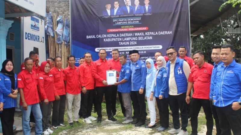 Partai Demokrat Lamsel Buka Penjaringan Pilkada, Bupati Nanang Ermanto Ambil Formulir Pendaftaran