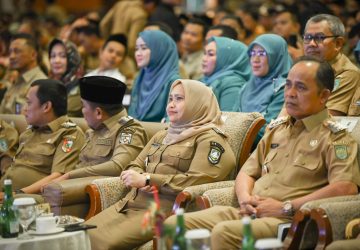 Bupati Kasmarni Hadiri Rakor Pemda dan Pemdes Se-Provinsi Riau