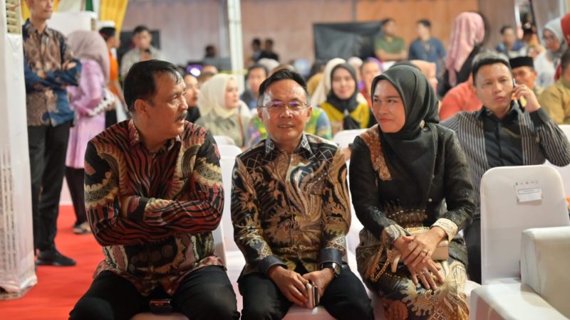 Bupati Bengkalis Hadir Menyaksikan Open Ceremony GN BBI dan BBWI Lancang Kuning Carnival 2024