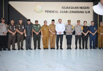 Pj Bupati Dampingi Jaksa Agung RI Resmikan Gedung Baru Kantor Kejari Muara Enim Menelan Dana Hibah Rp 66,4 Milyar
