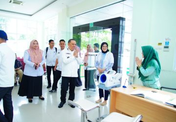 Pj Bupati Sandi Fahlepi Pastikan Layanan Publik Berjalan Dengan Baik