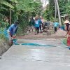Wujudkan Usulan Masyarakat, Pemdes Lebung Nala Bangun Cor Beton Jalan Pertanian&nbsp;