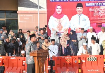 Bupati Bengkalis Lepas Keberangkatan 196 JCH Rayon Bengkalis Dari Pelabuhan BSL Menuju Embarkasi Haji Batam