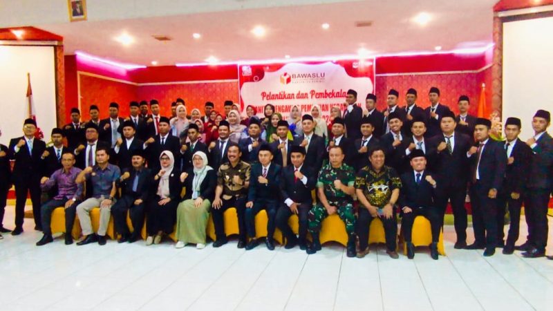 Pj Bupati Asraf Hadiri Pelantikan Panwascam Pilkada Tahun 2024