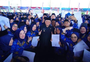 Pj Bupati Sandi Fahlepi Lantik 2.392 PPPK di Muba