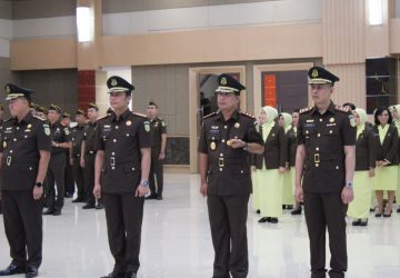 Pelantikan dan Serah Terima Jabatan Kajari Inhu di Kejaksana tinggi Riau
