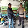 Bhabinkamtibmas Polsek Sekupang Sambangi Ojek Pangkalan Sampaikan Pesan Kamtibmas