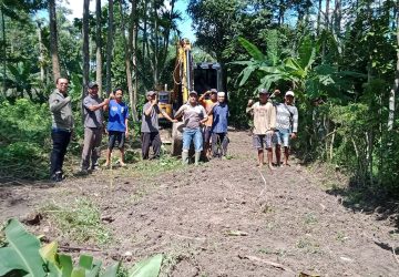 Realisasikan DD Tahap I, Pemdes Sukajaya Buka Badan Jalan Pertanian Sabah Jaoh