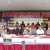 Kapolresta Barelang Gelar Konferensi Pers Ungkap Tersangka Peredaran Gelap Narkotika Jenis Sabu Seberat 4.054,3 Gram dan Ekstasi Sebanyak 900 Butir