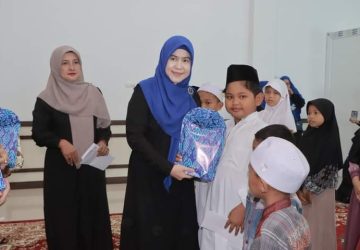 Ketua TP PKK Fadhilah Sadat Berbagi Kebahagiaan di 10 Muharram 1446 Hijriah