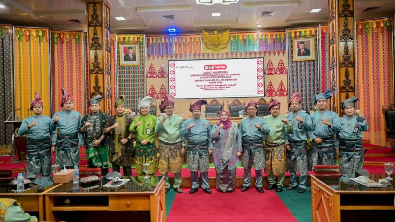 Bupati Kasmarni Ajak Warisi Semangat Juang Para Pendahulu Pada Paripurna Istimewa Hari Jadi Kabupaten Bengkalis ke-512
