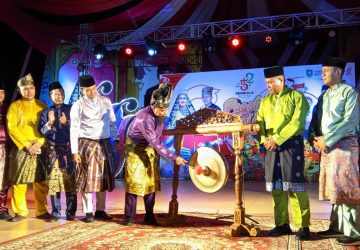 Pagelaran Seni dan Budaya Sempena Hari Jadi Ke-512 Bengkalis, Bupati Harapkan Lestarikan Nilai Budaya