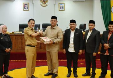Pj Bupati Kampar Sampaikan Dua Rancangan Peraturan Daerah Kabupaten Kampar Tahun 2024