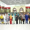 Pj. Sekda Kampar Serahkan SK Perpanjangan Masa Jabatan 52 Kepala Desa Periode 2025-2027 dan 2026-2028