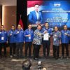Ini Baru Calon Pemimpin yang baik! Sowa’a Laoli dan Marthinus Lase Terima SK Rekomendasi dari Ketua Umum Partai Demokrat Untuk Maju Sebagai Calon Wali Kota Gunungsitoli