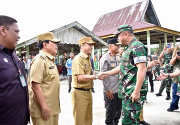 Pj Bupati Kampar Hambali Sambut Kedatangan Kepala Staf TNI AD Jenderal Maruli Simanjuntak di Kampar Kiri Hulu