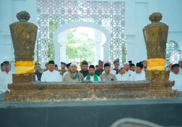 Ziarah Makam Bentuk Ucapan Terimakasih dan Doa Atas Jasa Para Sultan Siak