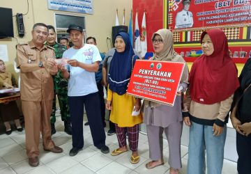 Pemdes Palembapang Salurkan BLT-DD Ekstrem Dan Rembuk Stunting