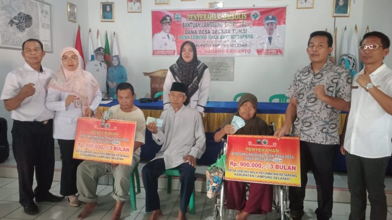 Kades Lebung Nala Salurkan BLT-DD Tahap III 2024, Ajun Wiyono: Rata-rata KPM Penderita Stroke dan Tuna Netra