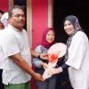 Serahkan Hasil Bedah Rumah Milik Warga Kec.Rajabasa, Bunda Winarni: Jaga dan Rawat dengan Baik
