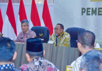 Wakili Pj Bupati Kampar, Asisten II Suhermi Teken Kesepakatan Bersama Hasil Studi Pelamparan Blok Bentu